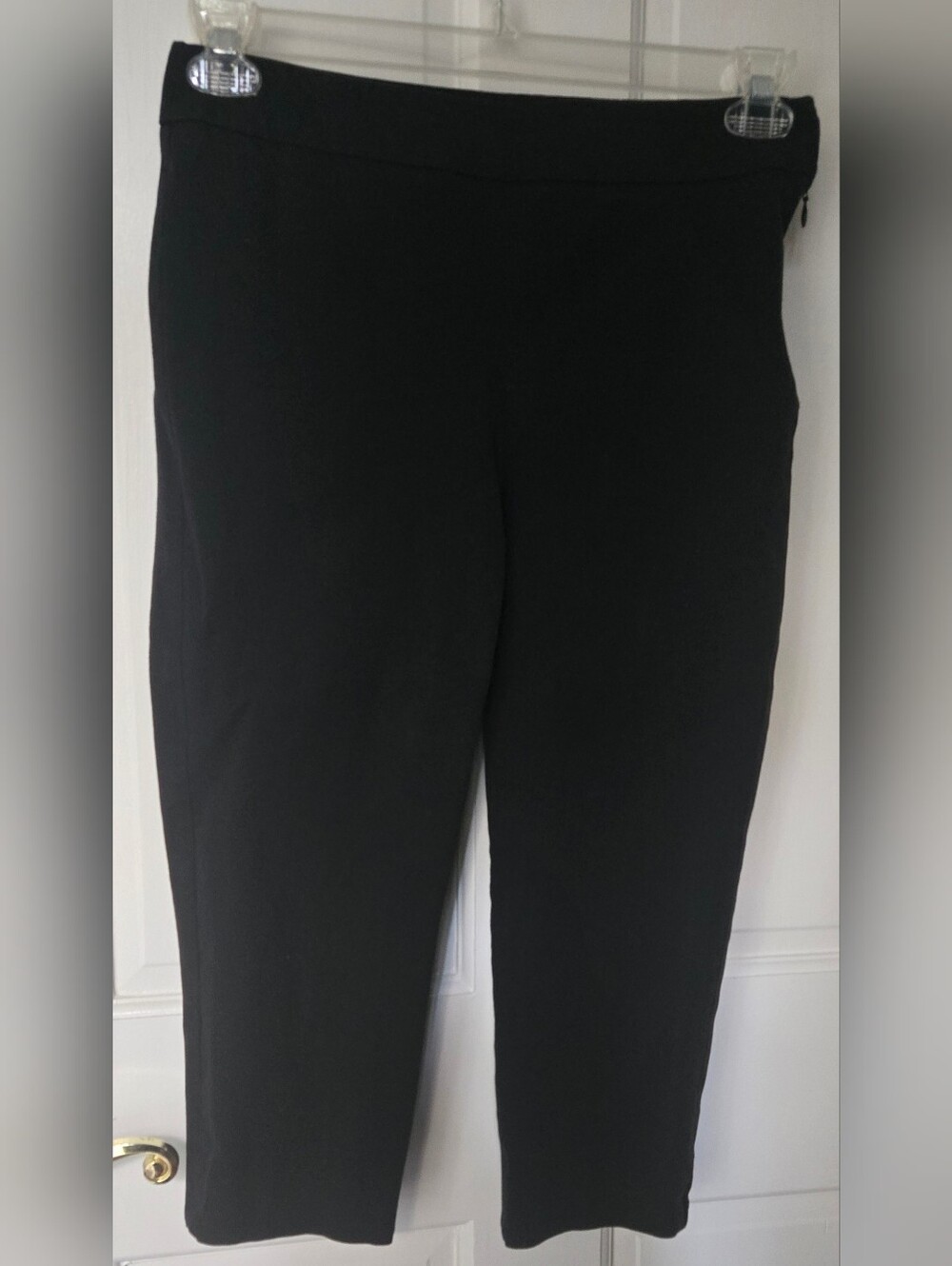 Talbots "Chatham Crop" black side zip sz 4P
